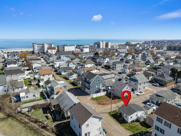 6 Chase Street, Hampton, NH 03842-2618
