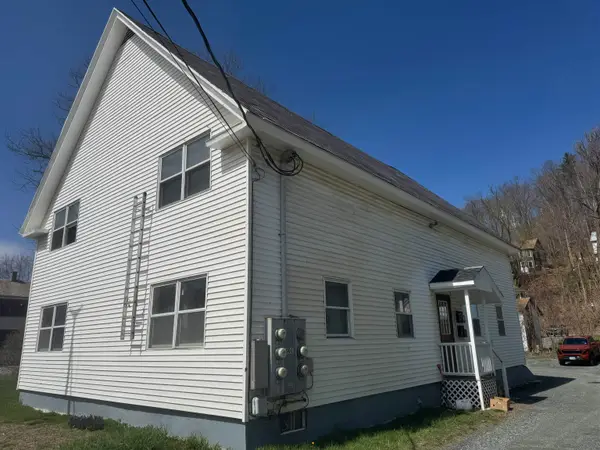 401 Maple Street, Hartford, VT 05001