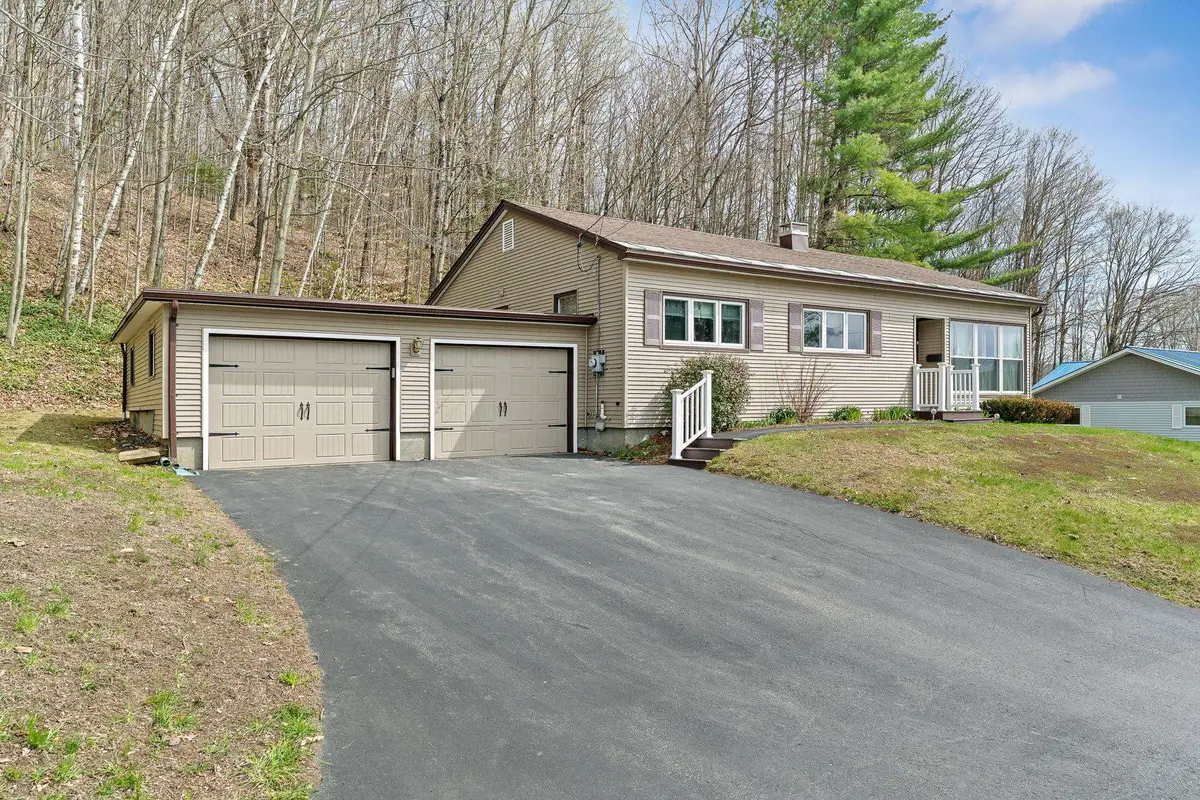 39 Maplewood Avenue, Barre, VT 05641 - #1