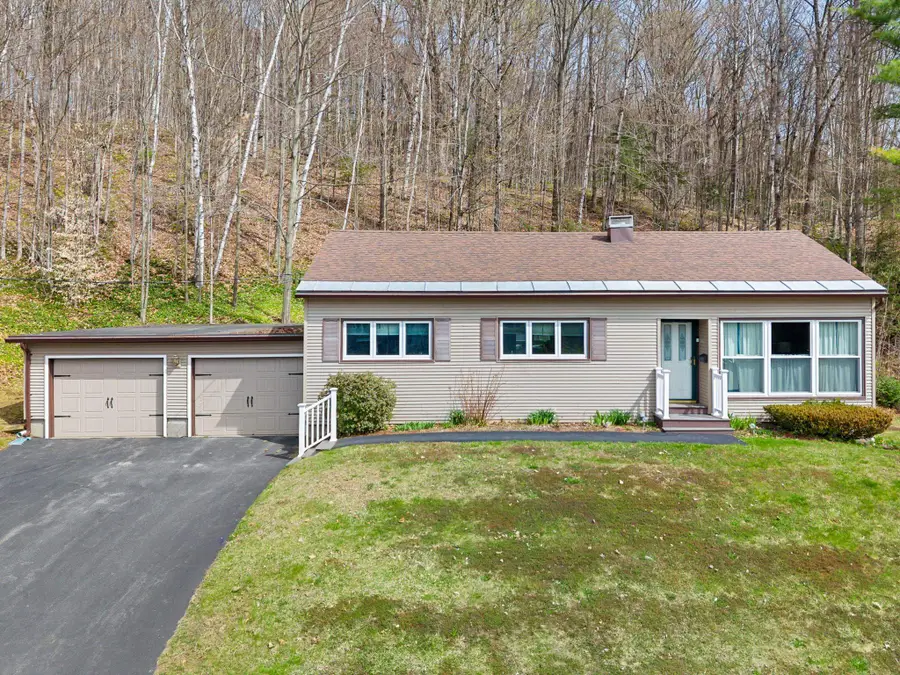 39 Maplewood Avenue, Barre, VT 05641 - #2