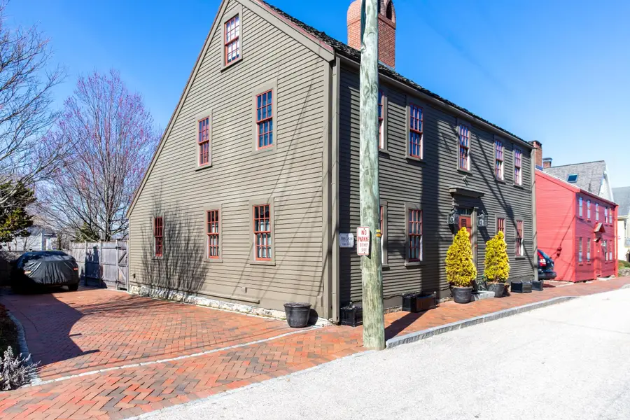 171 Gates Street, Portsmouth, NH 03801 - #3