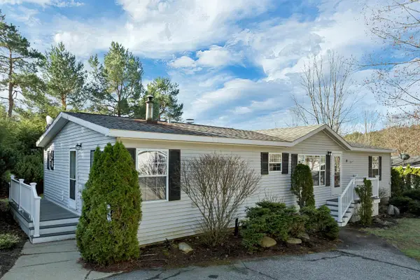 11 Lilac Lane, Belmont, NH 03220