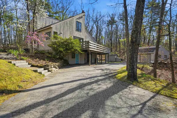88 Meetinghouse Road, Windham, NH 03087