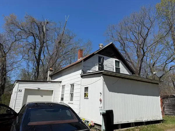 32 Charles Street, Keene, NH 03431