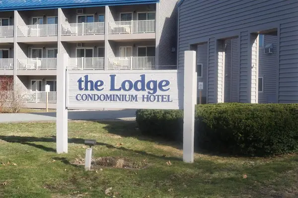 36 Lodge Road #B313, Lincoln, NH 03251