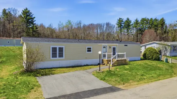 33 Cleo Circle, Rochester, NH 03868