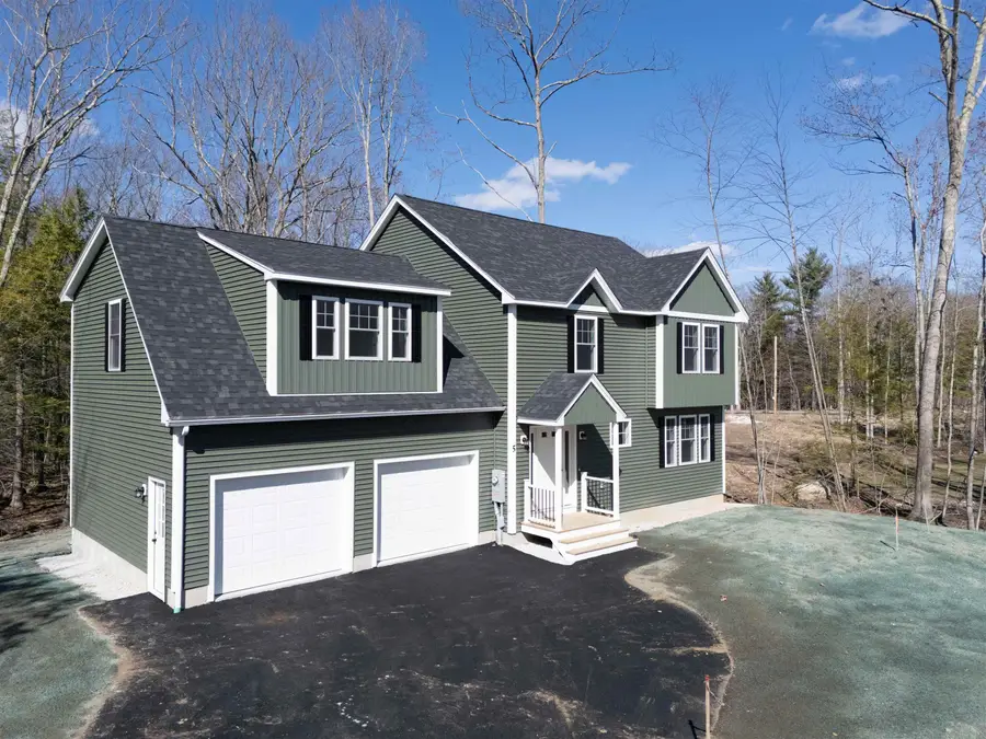 5 Blaisdell Court, Raymond, NH 03077 - #3