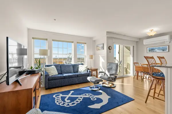 580 Winnacunnet Road #205, Hampton, NH 03842