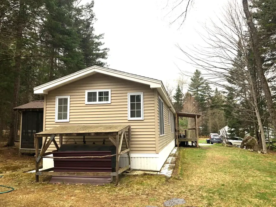 24 O'Kane Avenue, Bethlehem, NH 03574 - #2