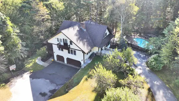 107 Fresh Pond Lane, Brookline, NH 03033