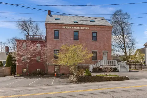 348 Maplewood Avenue #1, Portsmouth, NH 03801