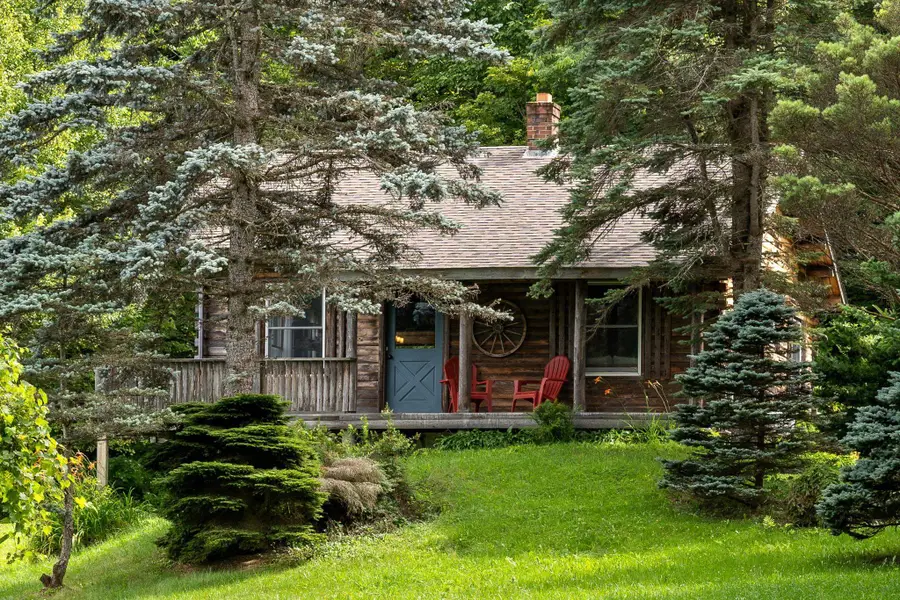 691 Dartt Hill Road, Bethel, VT 05032 - #2
