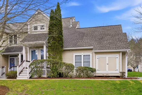 23 Bourne Drive, Bedford, NH 03110