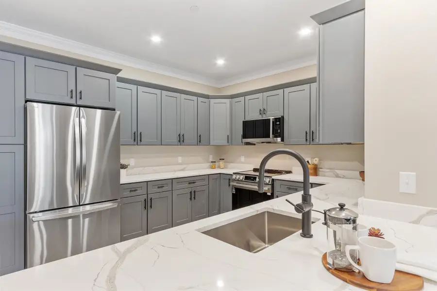 10100 S Willow Street #211, Manchester, NH 03103 - #3