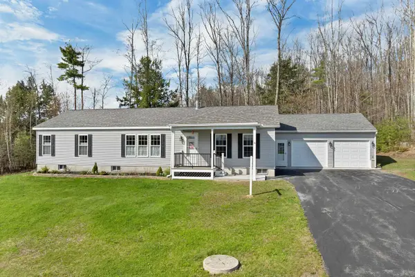 6 Dynamic View Drive, Franklin, NH 03235