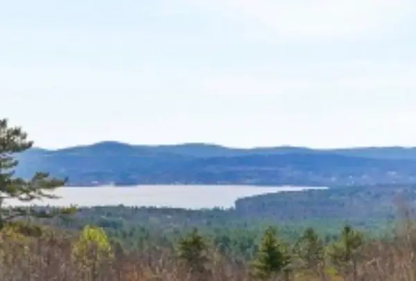 36 New Road, Meredith, NH 03253