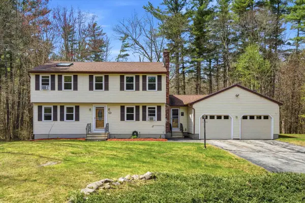 11 Coleman Place, Londonderry, NH 03053