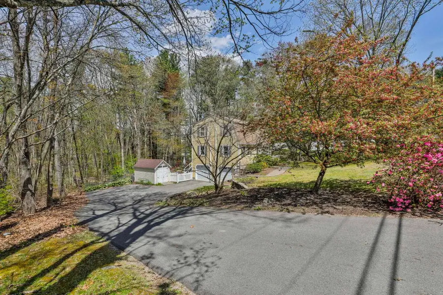 9 Lund Drive, Hudson, NH 03051 - #3