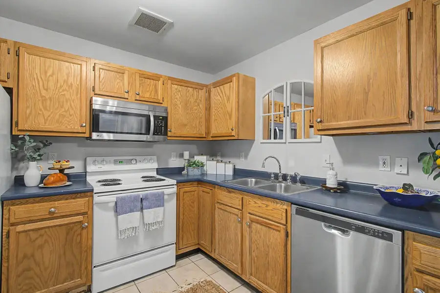 305 Lime Kiln Road #100, South Burlington, VT 05403 - #3