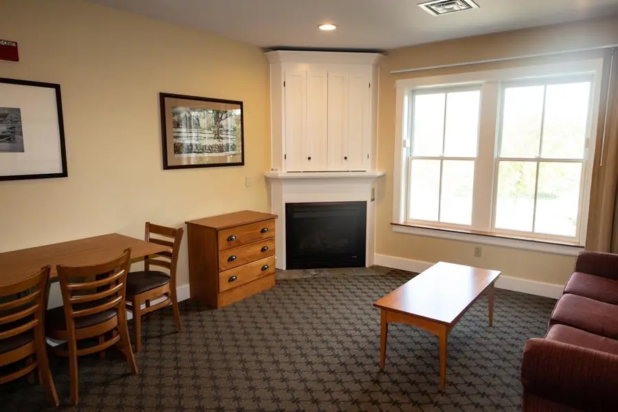 368/370 Qtr. I V Jackson Gore Inn, Ludlow, VT 05149 - #3