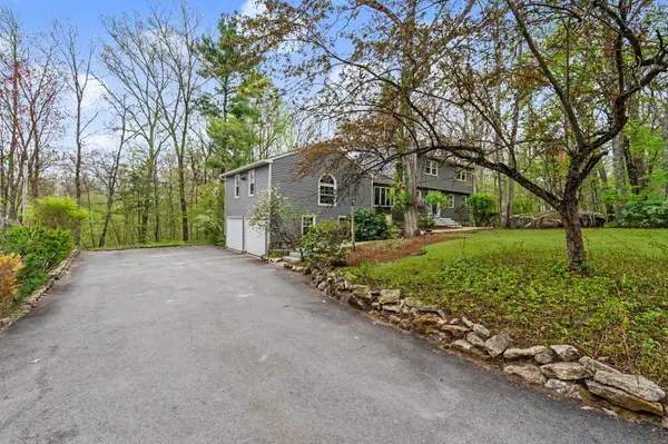 29 Old Sawmill Road, Bedford, NH 03110