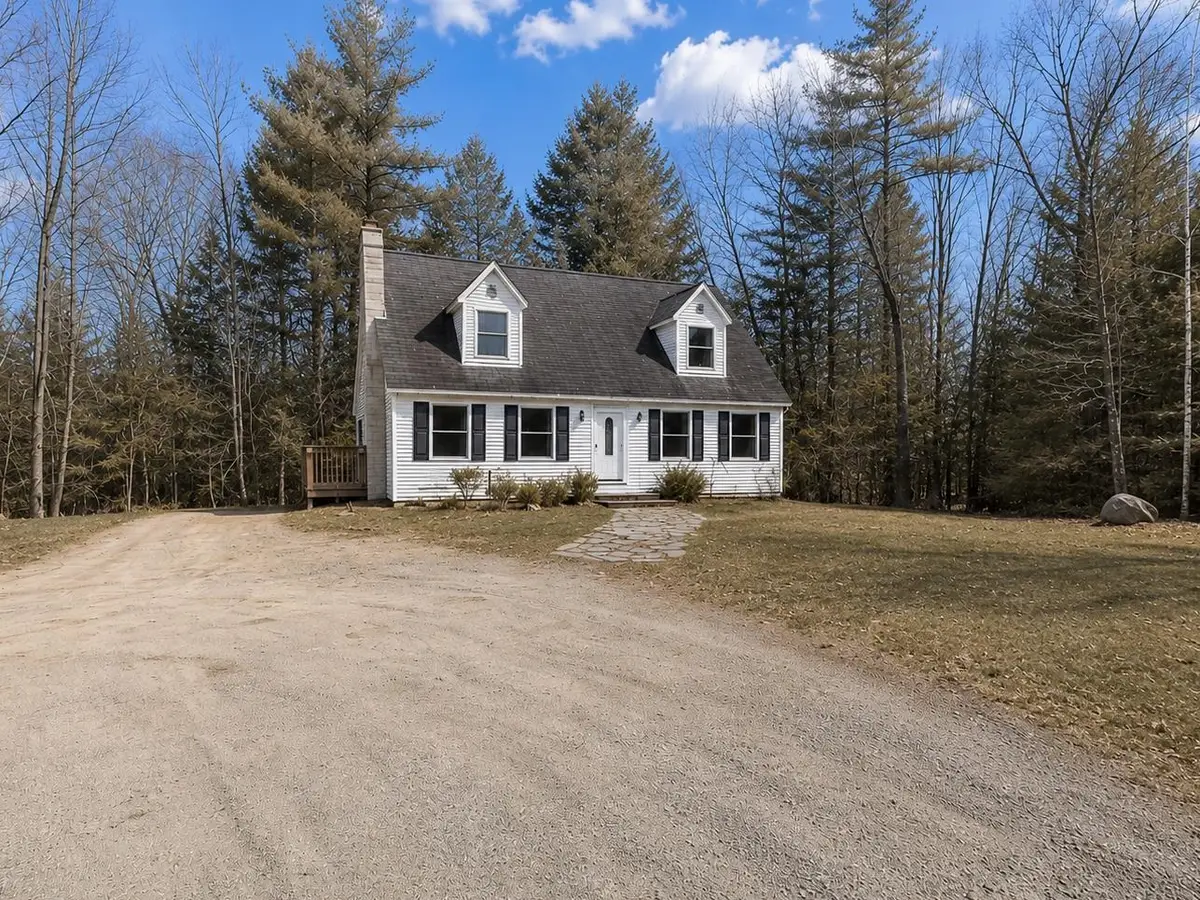 74 Staples Lane, Stoddard, NH 03464 - #1