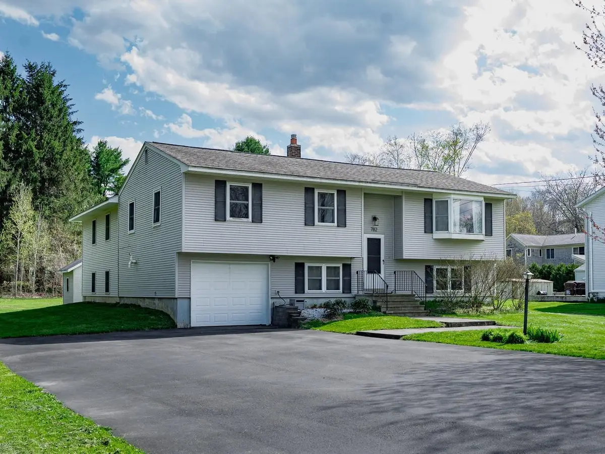 782 Falls Road, Shelburne, VT 05482 - #1