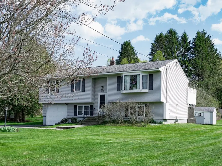 782 Falls Road, Shelburne, VT 05482 - #2
