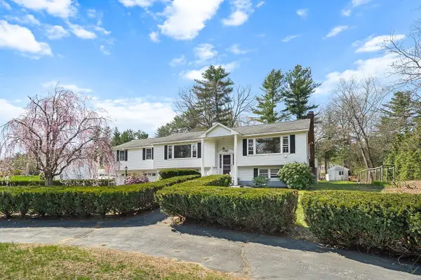 6 Happy Lane, Londonderry, NH 03053