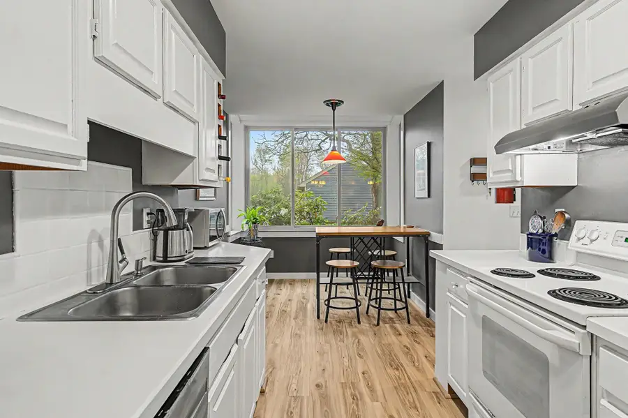 911 Dorset Street #29, South Burlington, VT 05403 - #2