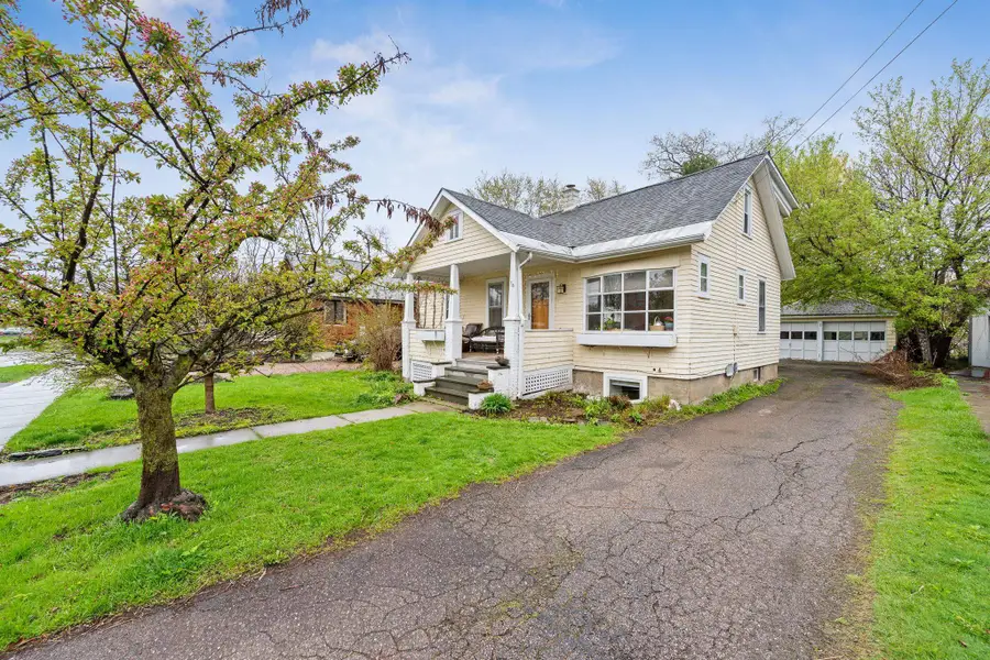 16 Ferguson Avenue, Burlington, VT 05401 - #3