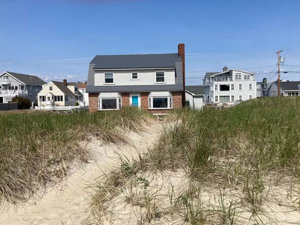 99 OCEAN Drive, Seabrook, NH 03874