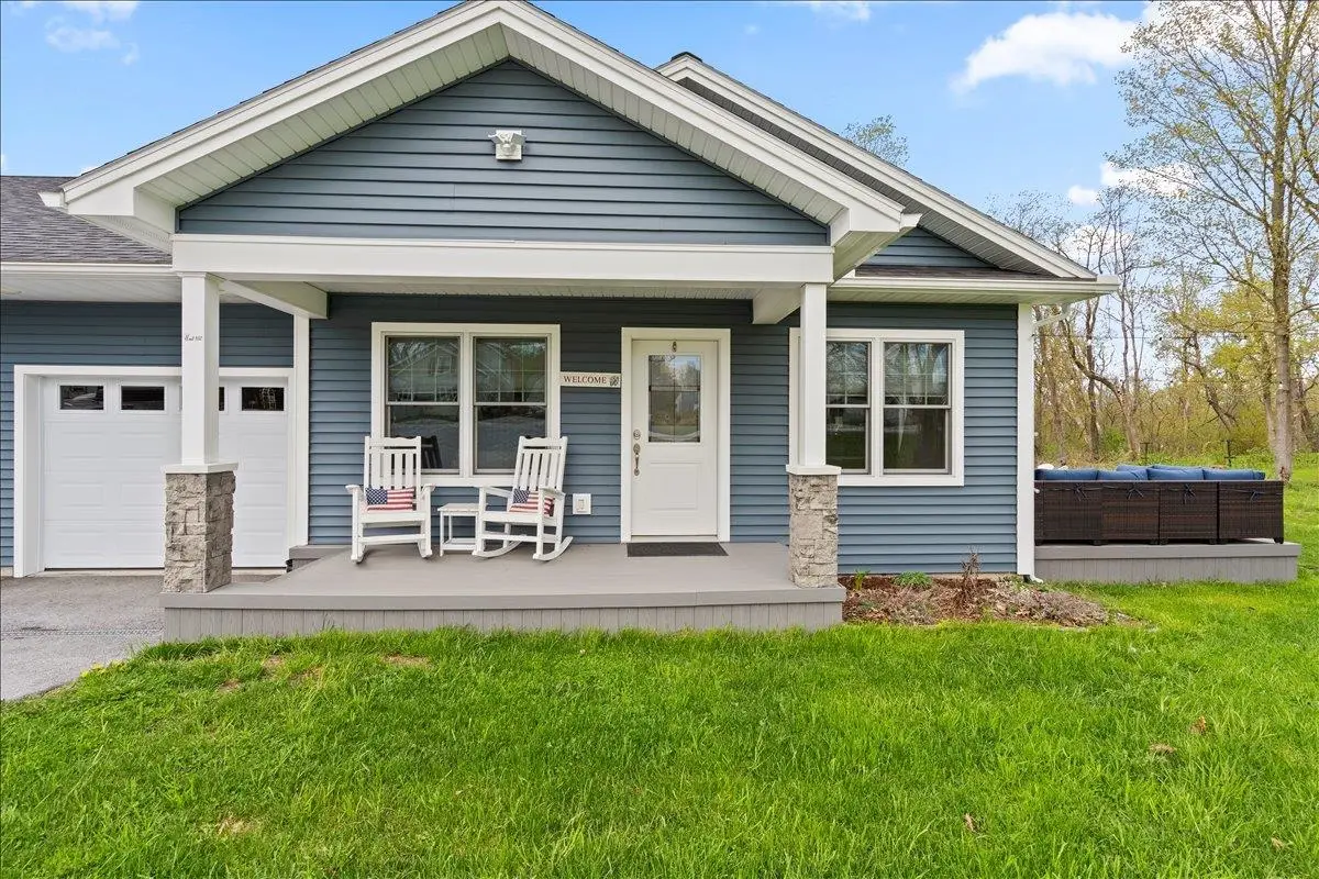 2529 Bronson Road #102, Saint Albans, VT 05478 - #1