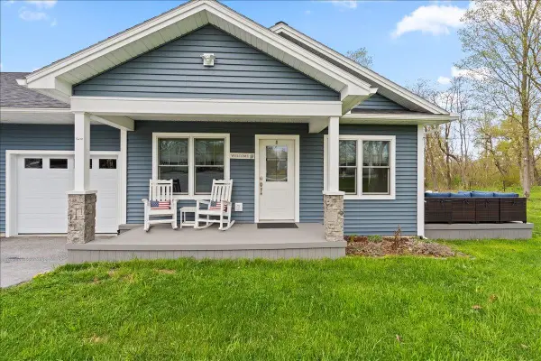 2529 Bronson Road #102, St. Albans Town, VT 05478