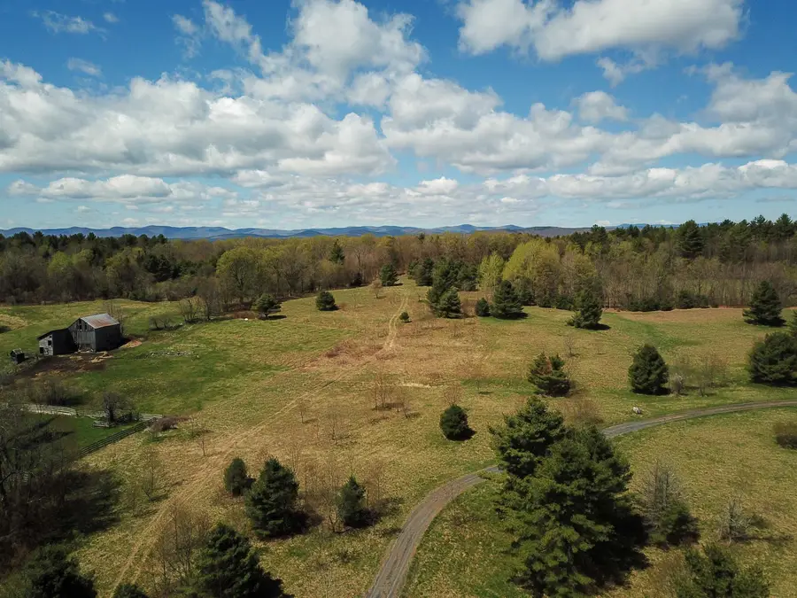 667 Cemetery Street, Brookfield, VT 05036 - #3