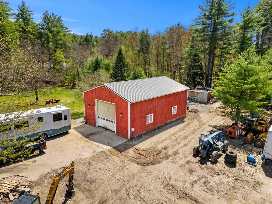 11 Jennifer Lane, Weare, NH 03281 - #3