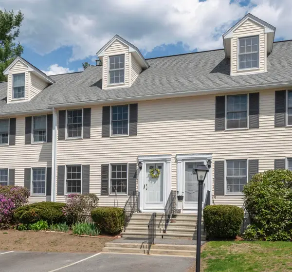 12 Wyndmere Drive, Londonderry, NH 03053