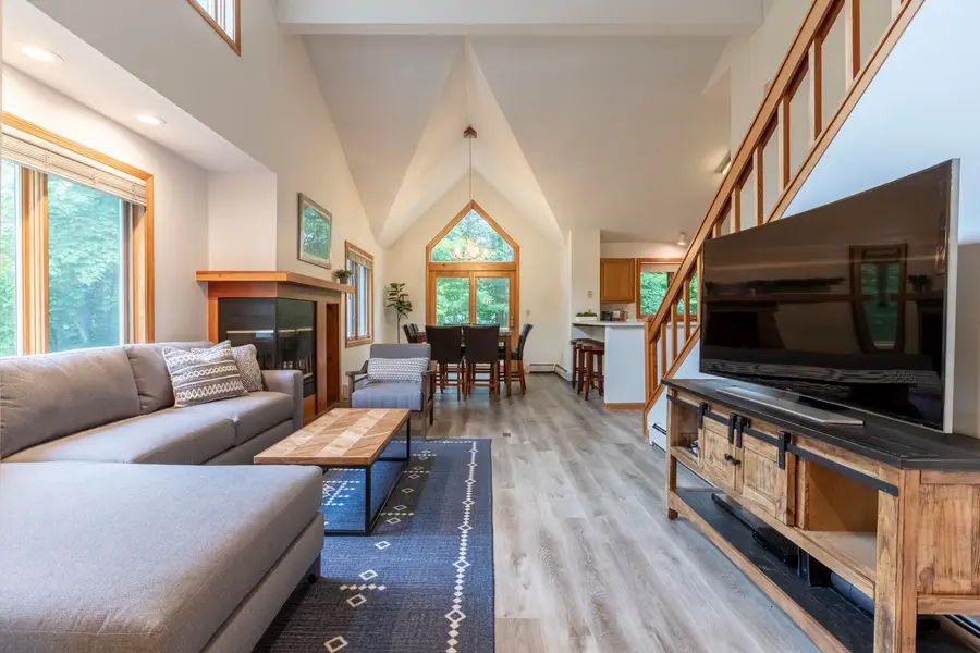 31 Pine Hill Lane #Unit 1, Lincoln, NH 03251 - #2