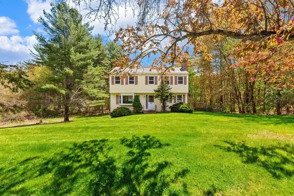 3 Cortland Drive, Salem, NH 03079