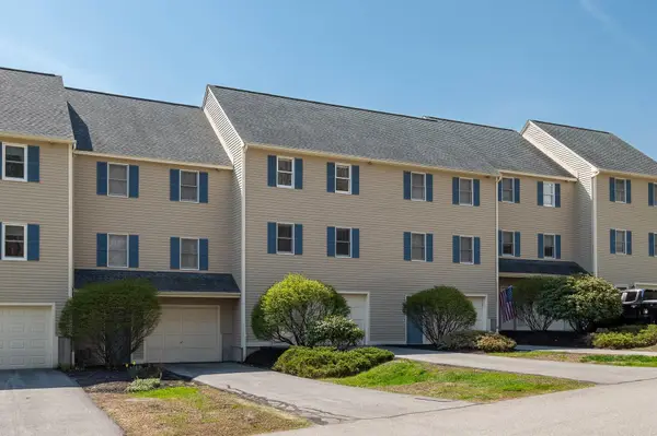 4 Fords Landing Drive, Dover, NH 03820