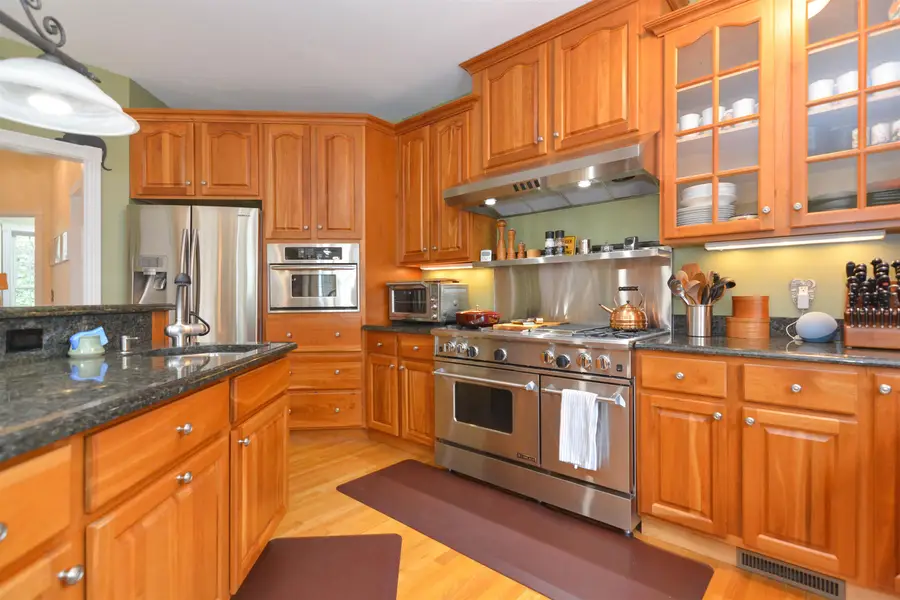 17 Aldrich Street, Litchfield, NH 03052 - #2