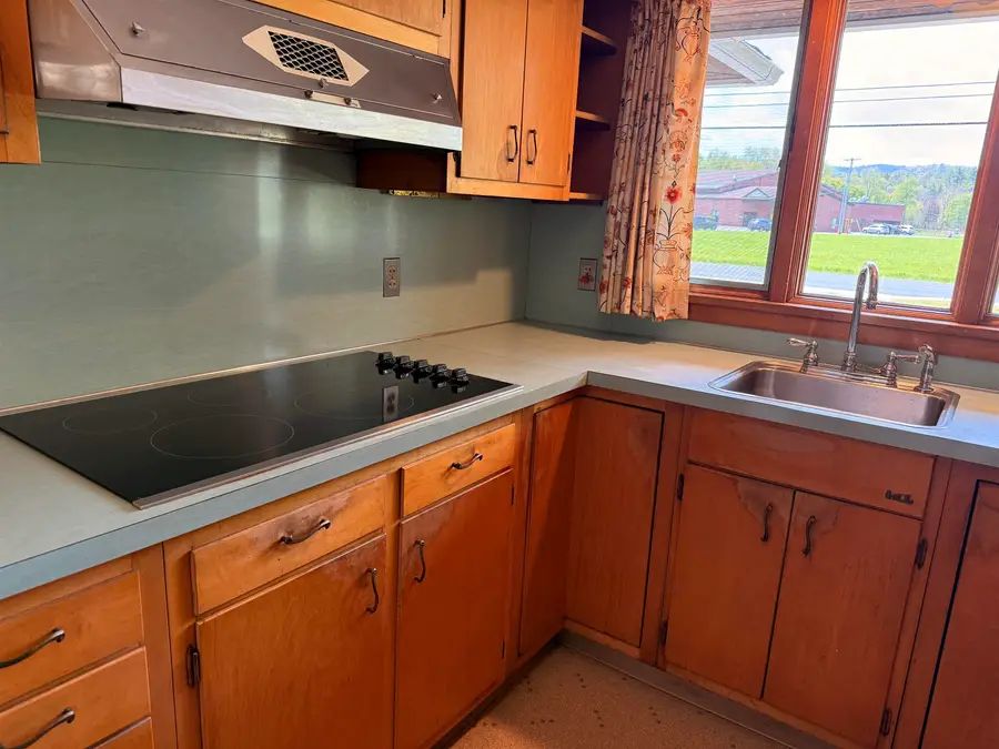 422 Governor Hunt Road, Vernon, VT 05354 - #3