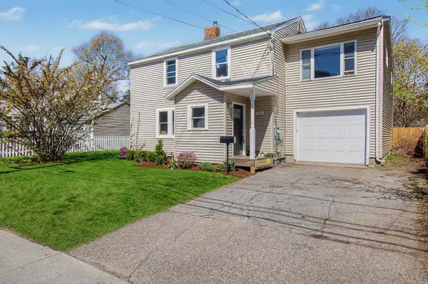 116 Woodbury Road, Burlington, VT 05401
