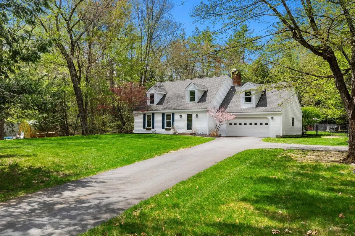 5 Wentworth Drive, Bedford, NH 03110 - #1