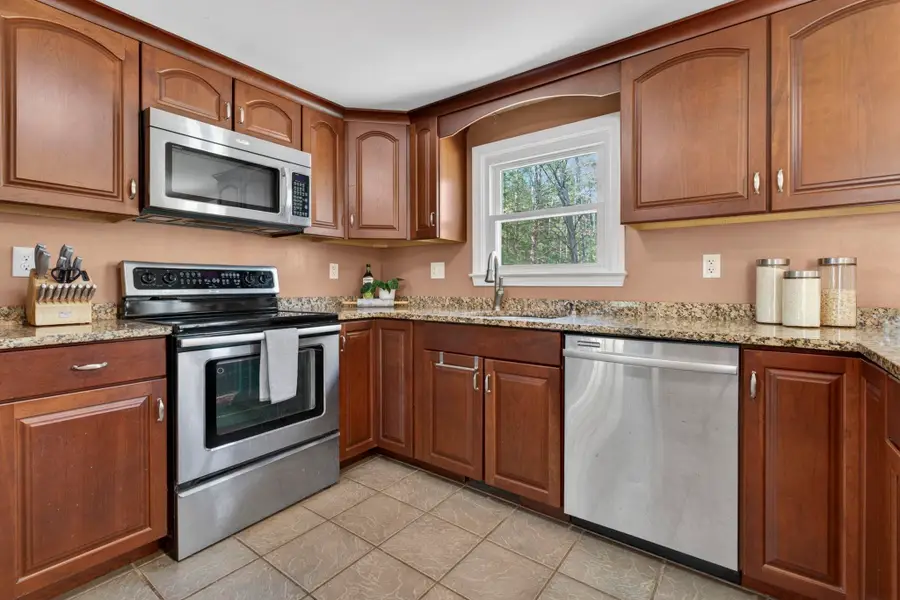 6 Power Street, Raymond, NH 03077 - #3