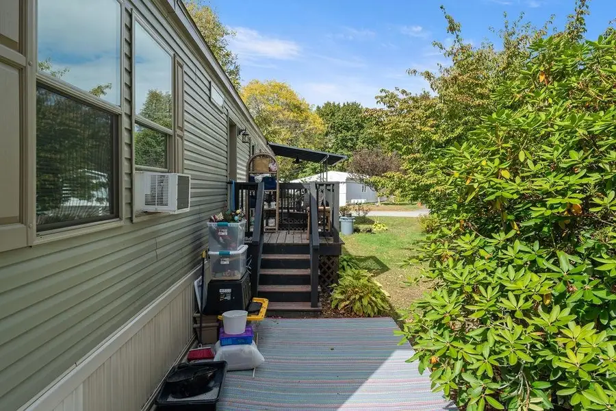 27 Hayes Park, Exeter, NH 03833 - #3