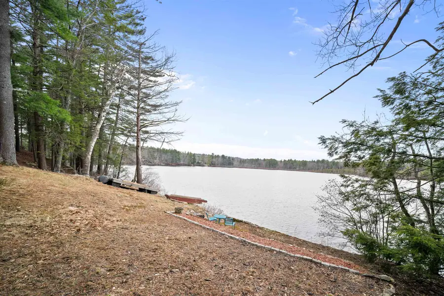 7&8 Spruce Lane, Sandown, NH 03873 - #3