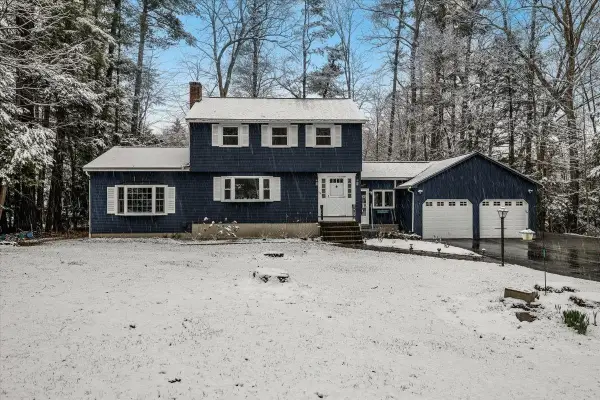 39 Berkley Street, Merrimack, NH 03054