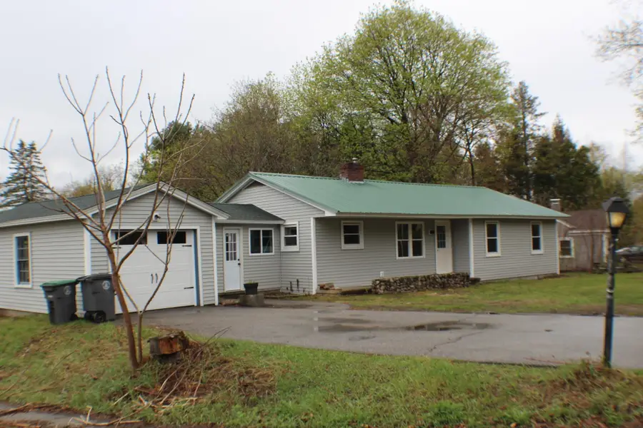 520 Pembroke Street, Pembroke, NH 03275 - #2