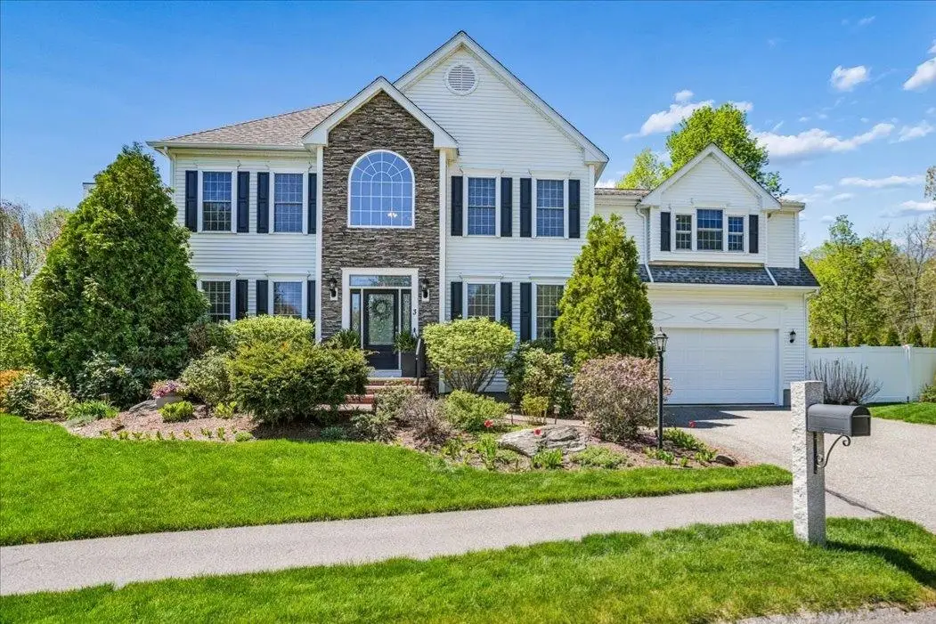 3 Crimson Court, Nashua, NH 03063 - #1